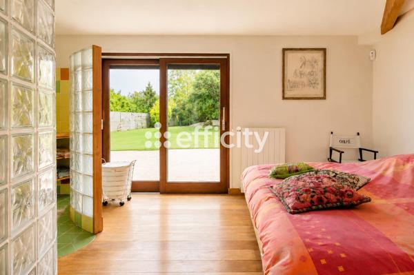 Maison
         6 pièces
        - 148 m² Exclusivité 499 000 € *