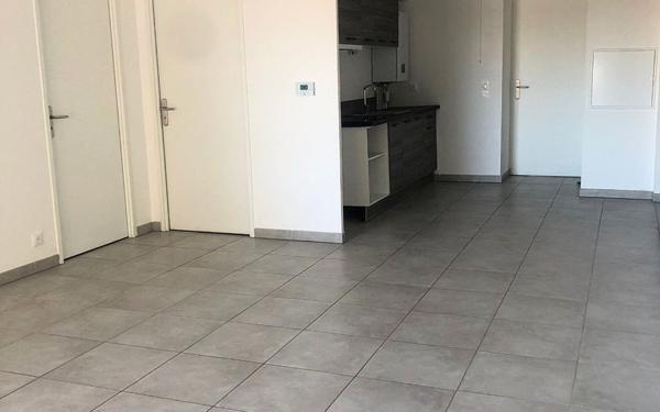 Appartement à vendre    3 pièces • 66,18 m2 Miramas