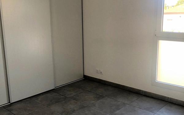 Appartement à vendre    3 pièces • 66,18 m2 Miramas