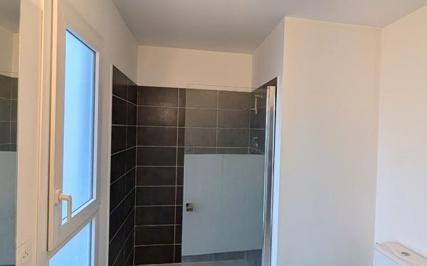 Appartement à vendre    3 pièces • 66,18 m2 Miramas