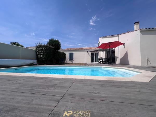 Maison familiale - 142m2 - piscine - Puilboreau 600 000 € **  - Référence  FB748