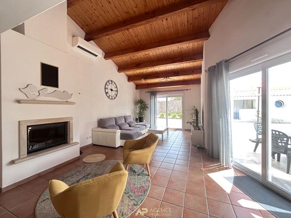 Maison familiale - 142m2 - piscine - Puilboreau 600 000 € **  - Référence  FB748