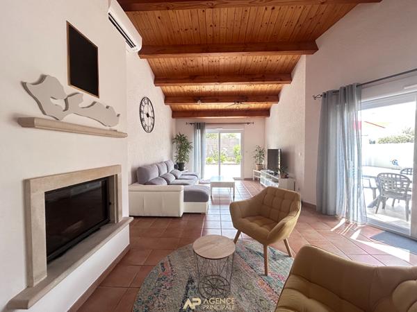 Maison familiale - 142m2 - piscine - Puilboreau 600 000 € **  - Référence  FB748