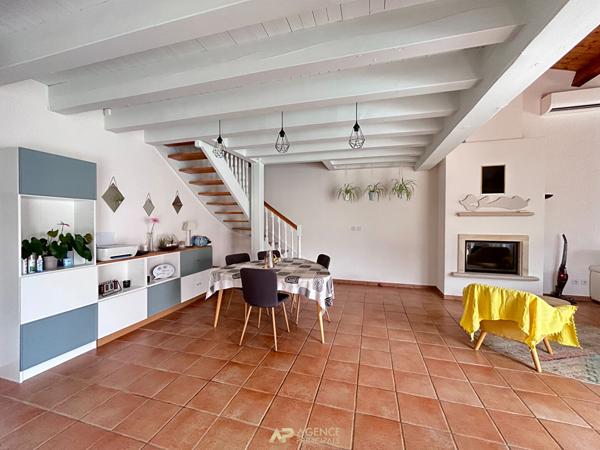 Maison familiale - 142m2 - piscine - Puilboreau 600 000 € **  - Référence  FB748