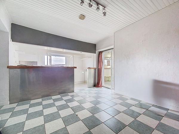 A Vendre à Ordan Larroque une maison de 6 pièces  d'une surface habitable de 140m2