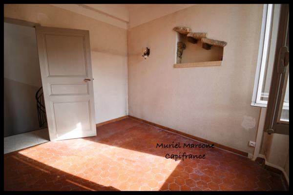 Dpt Vaucluse (84), à vendre CADENET maison de village T5 d'environ 80 m2 avec cave