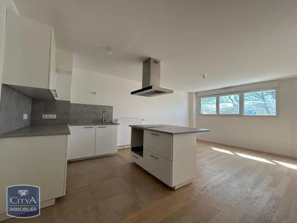 Appartement à louer 2 pièces 53.18m² Alfortville (94140)