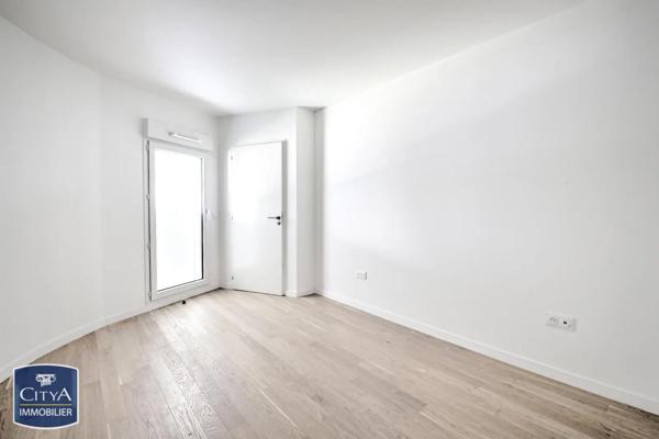 Appartement à louer 2 pièces 53.18m² Alfortville (94140)