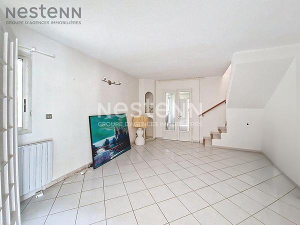 Grande villa familiale avec piscine et dépendance à Lunel