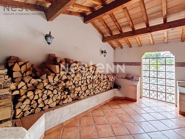 Grande villa familiale avec piscine et dépendance à Lunel