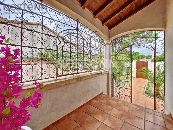 Grande villa familiale avec piscine et dépendance à Lunel