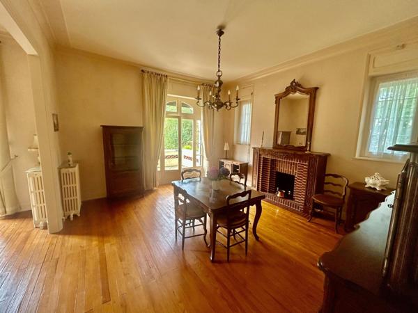 Mazamet quartier prisé maison bourgeoise avec jardin