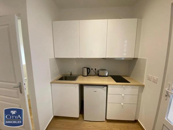 Appartement à louer 1 pièce 22.15m² Toulon (83000)