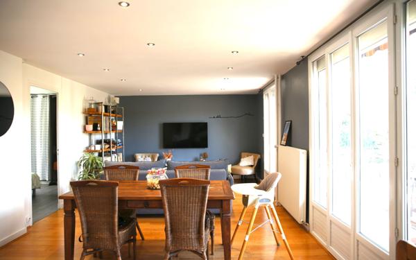 Appartement à vendre    3 pièces • 70 m2 Tassin-la-Demi-Lune