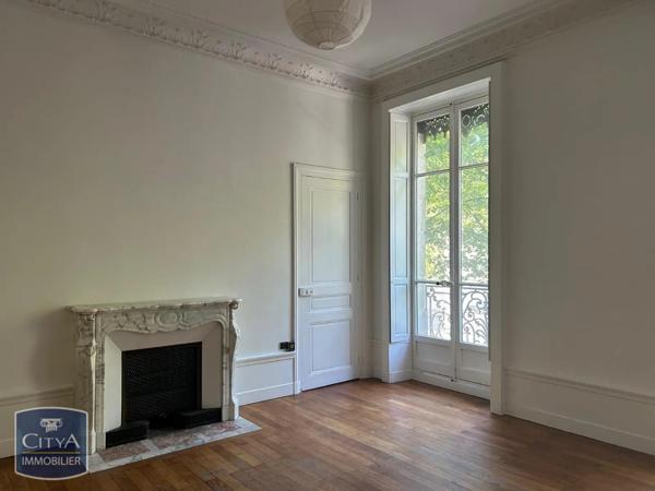 Appartement à louer 6 pièces 169.75m² Grenoble (38000)