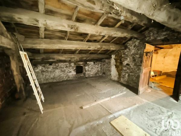 Maison 4 pièces de 80 m² à Fayet (12360)