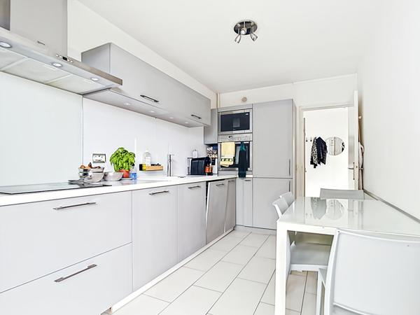 Appartement 4 pièces 90 m2 à vendre - Secteur Saint-Tronc -13010 Marseille