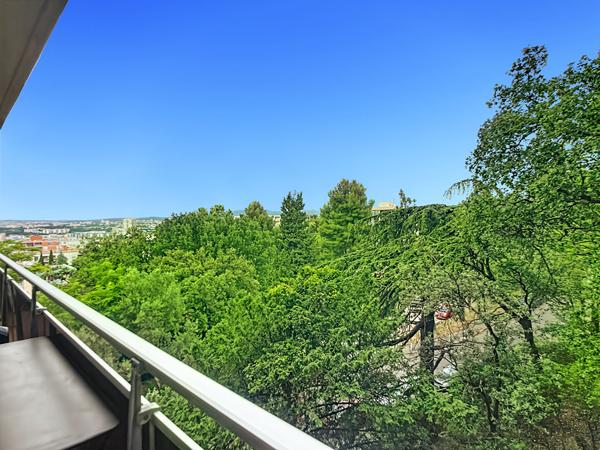 Appartement 4 pièces 90 m2 à vendre - Secteur Saint-Tronc -13010 Marseille