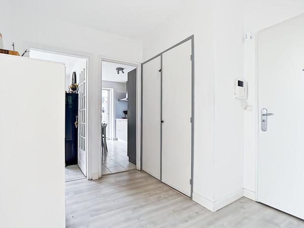 Appartement 4 pièces 90 m2 à vendre - Secteur Saint-Tronc -13010 Marseille