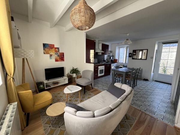 Maison à vendre |  Saintes |  3 pièces | 50 m²