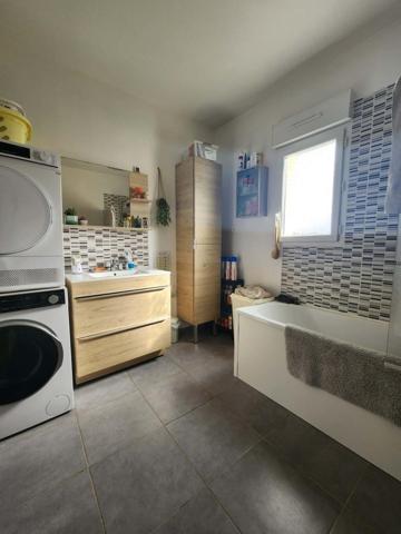 Pavillon récent 3 CH de plain pied sans vis à vis