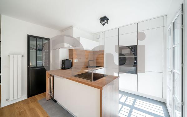 Appartement à louer    4 pièces •  Le Plessis-Robinson