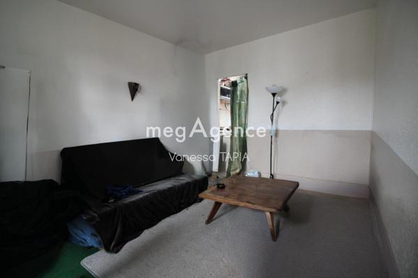 Immeuble à ROMILLY-SUR-SEINE, 10100 - 212m²