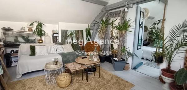 Immeuble à ROMILLY-SUR-SEINE, 10100 - 212m²