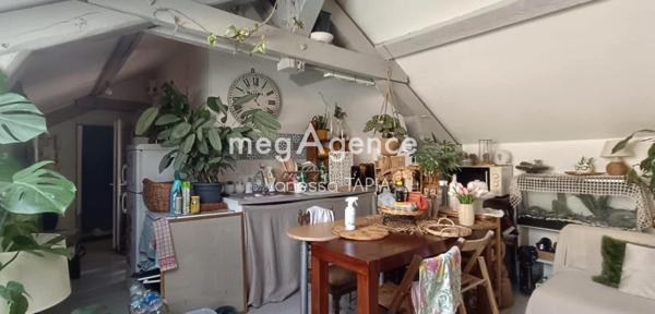 Immeuble à ROMILLY-SUR-SEINE, 10100 - 212m²