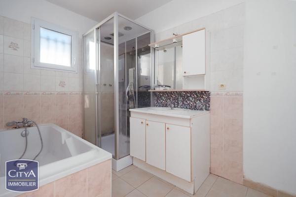 Maison à vendre 4 pièces 96m² Mèze (34140)