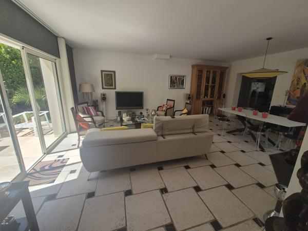 Maison 5 pièce(s) 3 chambre(s) 150 m²