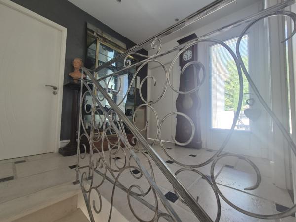 Maison 5 pièce(s) 3 chambre(s) 150 m²
