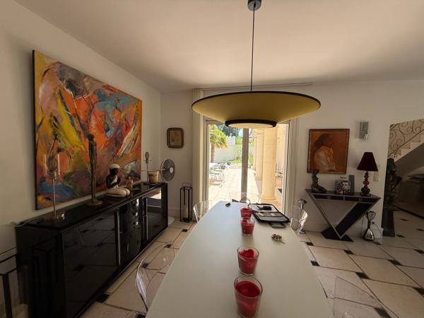 Maison 5 pièce(s) 3 chambre(s) 150 m²