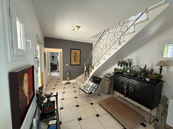Maison 5 pièce(s) 3 chambre(s) 150 m²