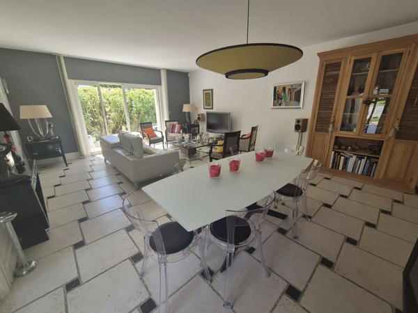 Maison 5 pièce(s) 3 chambre(s) 150 m²