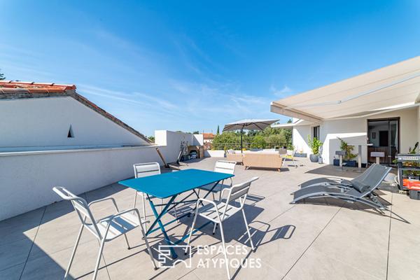 Rooftop panoramique d’exception perché au sein du « Montmartre » Nîmois