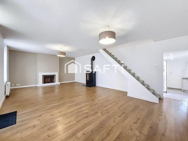 Charmante maison rénovée, jardin paysager, garage