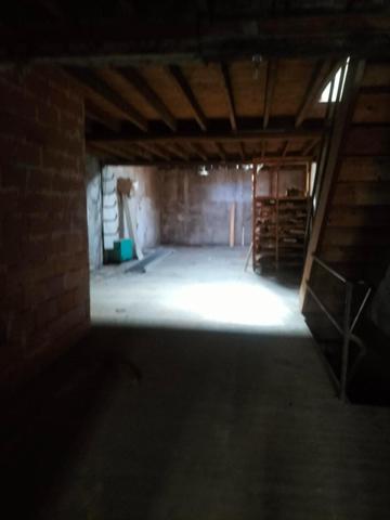 Bâtiment de stockage rare en plein centre-ville