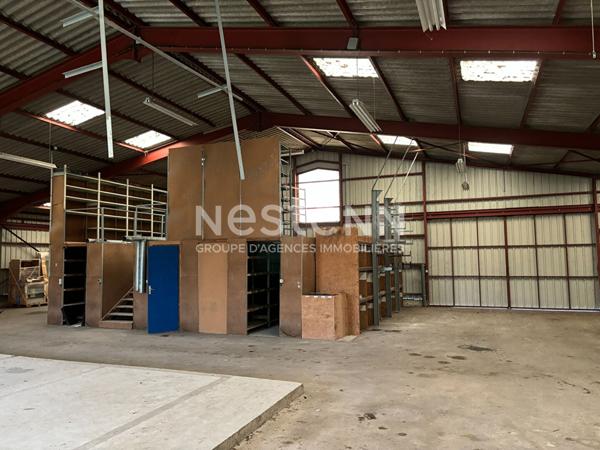 A vendre à LA FLECHE, local de plus de 400 m2