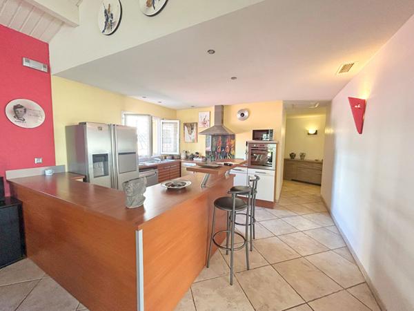 CANET EN ROUSSILLON - Maison 5 pièces 172 m² - 4 faces - Terrain de 741 m².