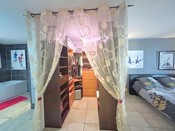 CANET EN ROUSSILLON - Maison 5 pièces 172 m² - 4 faces - Terrain de 741 m².