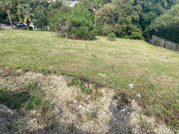 Vente Terrain 1860 m2 à Cagnes-sur-Mer