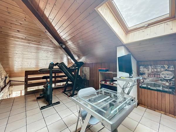 Appartement 4 pièces - 162 m²