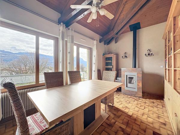 Appartement 4 pièces - 162 m²