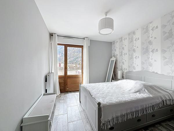 Appartement 4 pièces - 162 m²