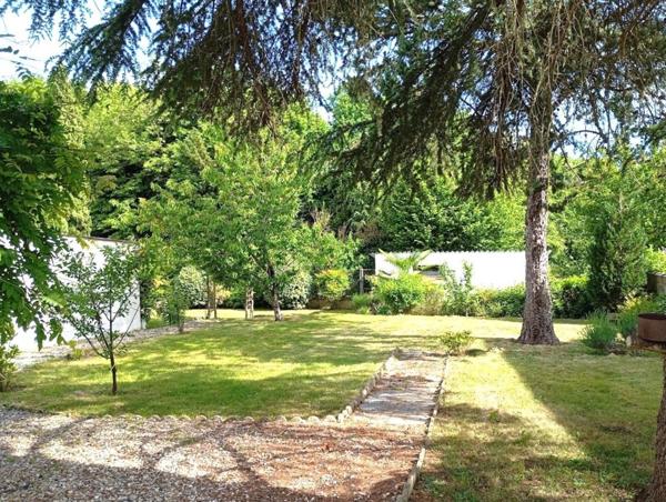 Deux maison en une, prête à vivre ou louer