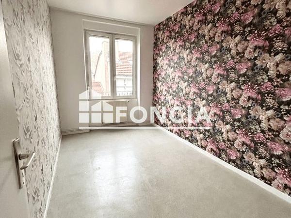 Location Appartement 5 pièces 92.65 m² - 46 RUE MULATIERE Saint-etienne 42100