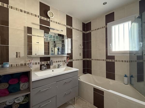 PUILBOREAU MAISON 6 pièces