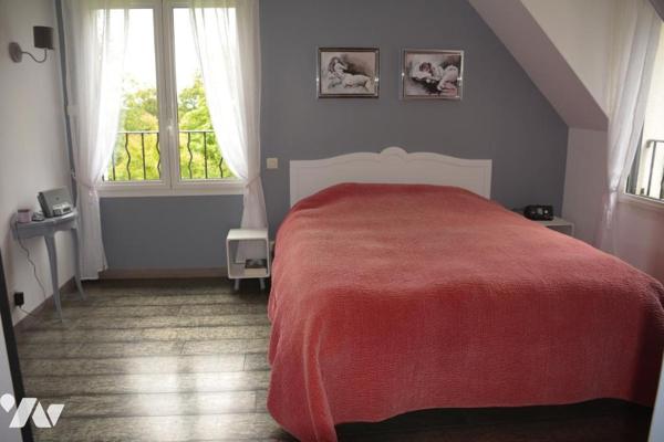 Vente sur Ballée maison avec garage et jardin