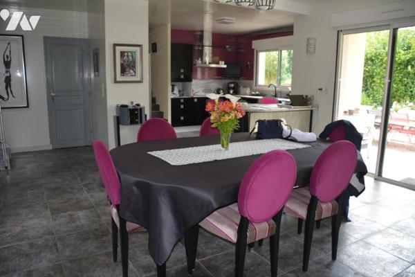 Vente sur Ballée maison avec garage et jardin